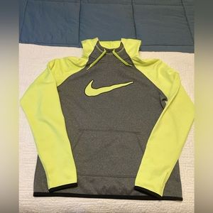 Nike Therma Fit sweatshirt. Size medium